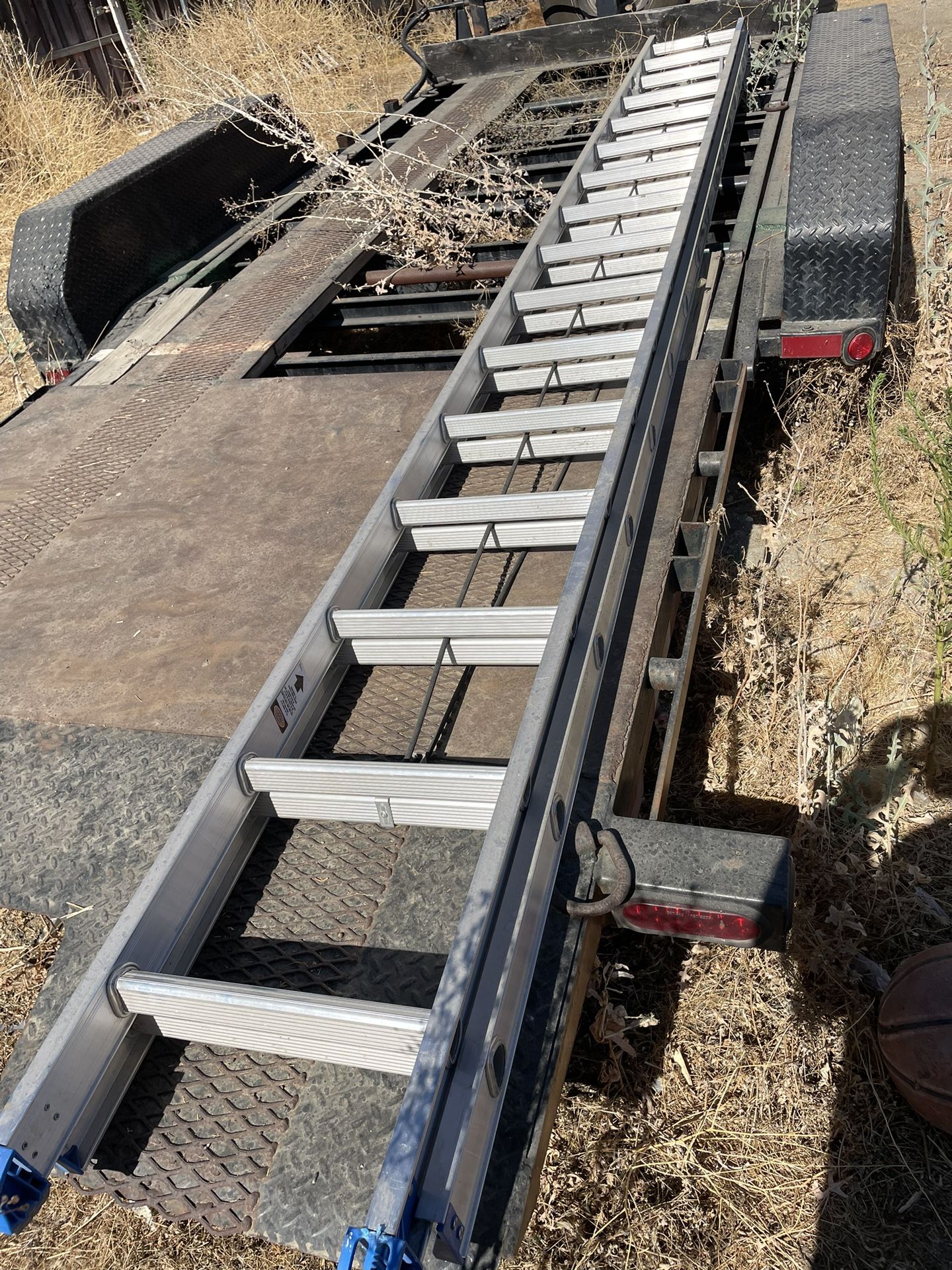 Ladders & Ladder Rack
