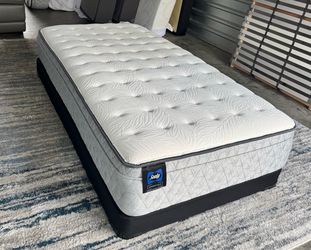 Sealy Twin Size Mattress and Boxspring