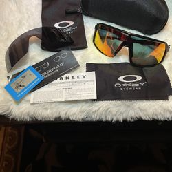 Oakley, Sunglasses