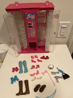 Barbie Accessories Closet