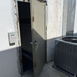 Commercial Doors Complete 