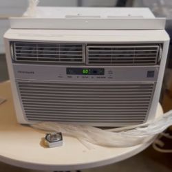 Frigidaire window AC unit