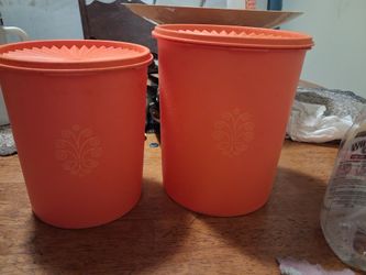 Harvest Orange Tupperware antique