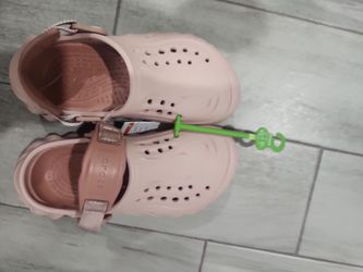 Crocs size 1
