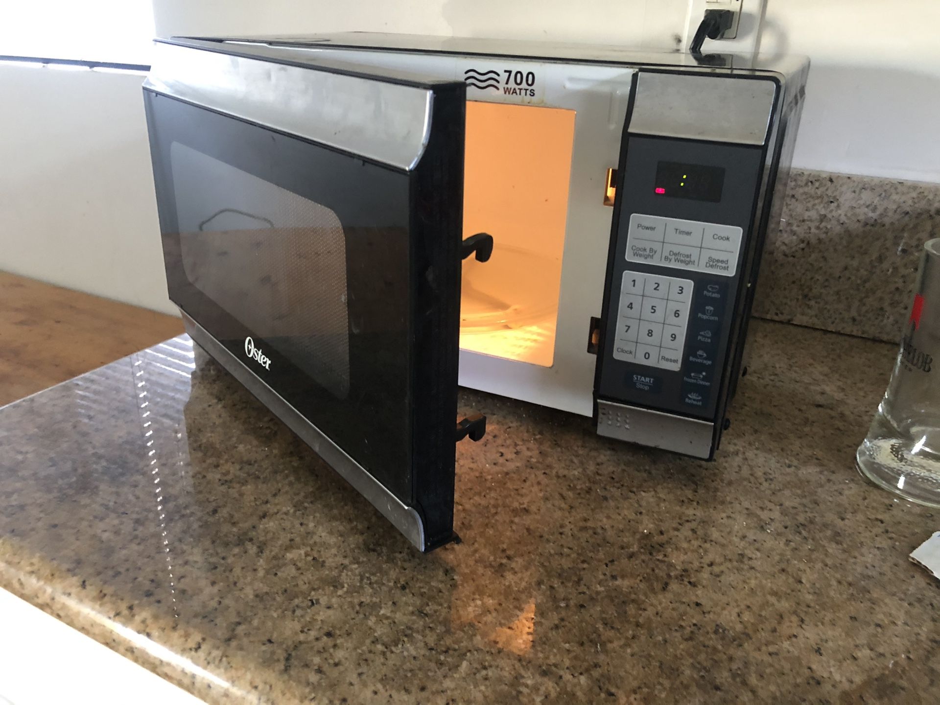 Microwave (like new!)