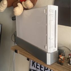 Wii System Has GameCube Games And Xbox 360