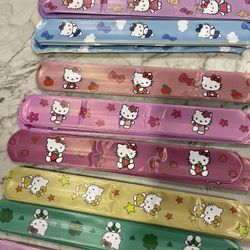 34pcs Hello Kitty Slap Bracelets 