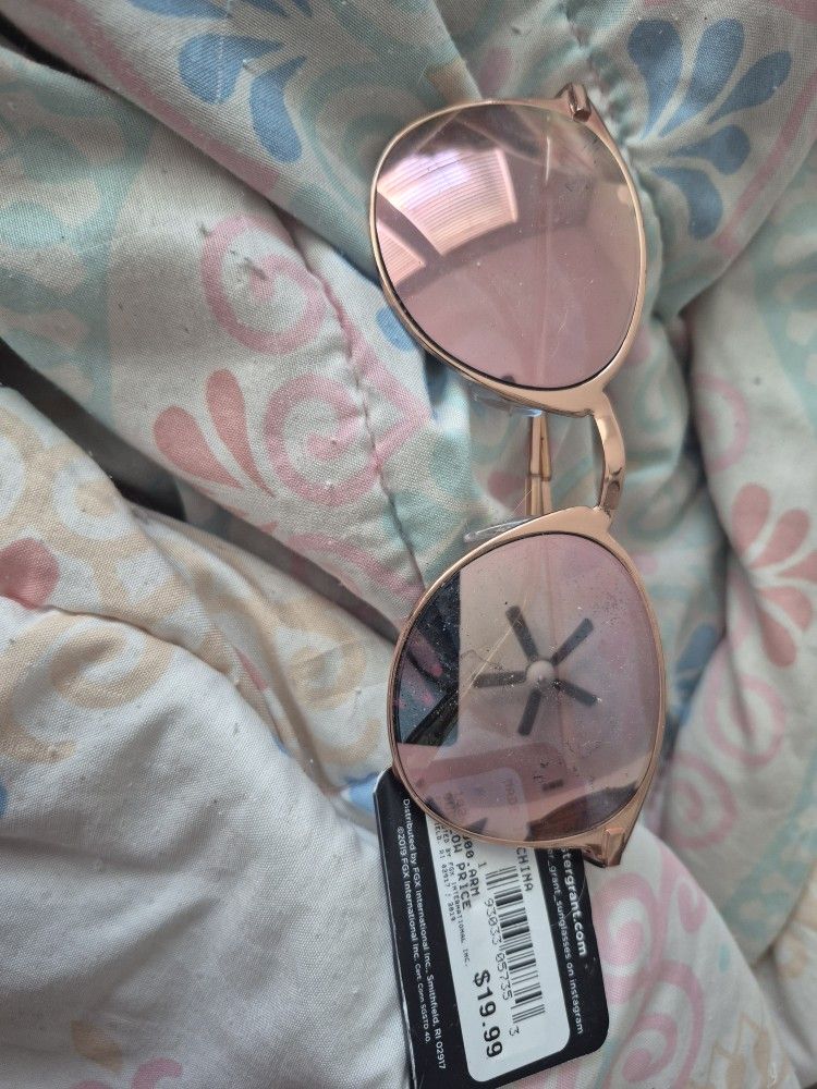Women's Foster Grant Sunglasses (Were $20)