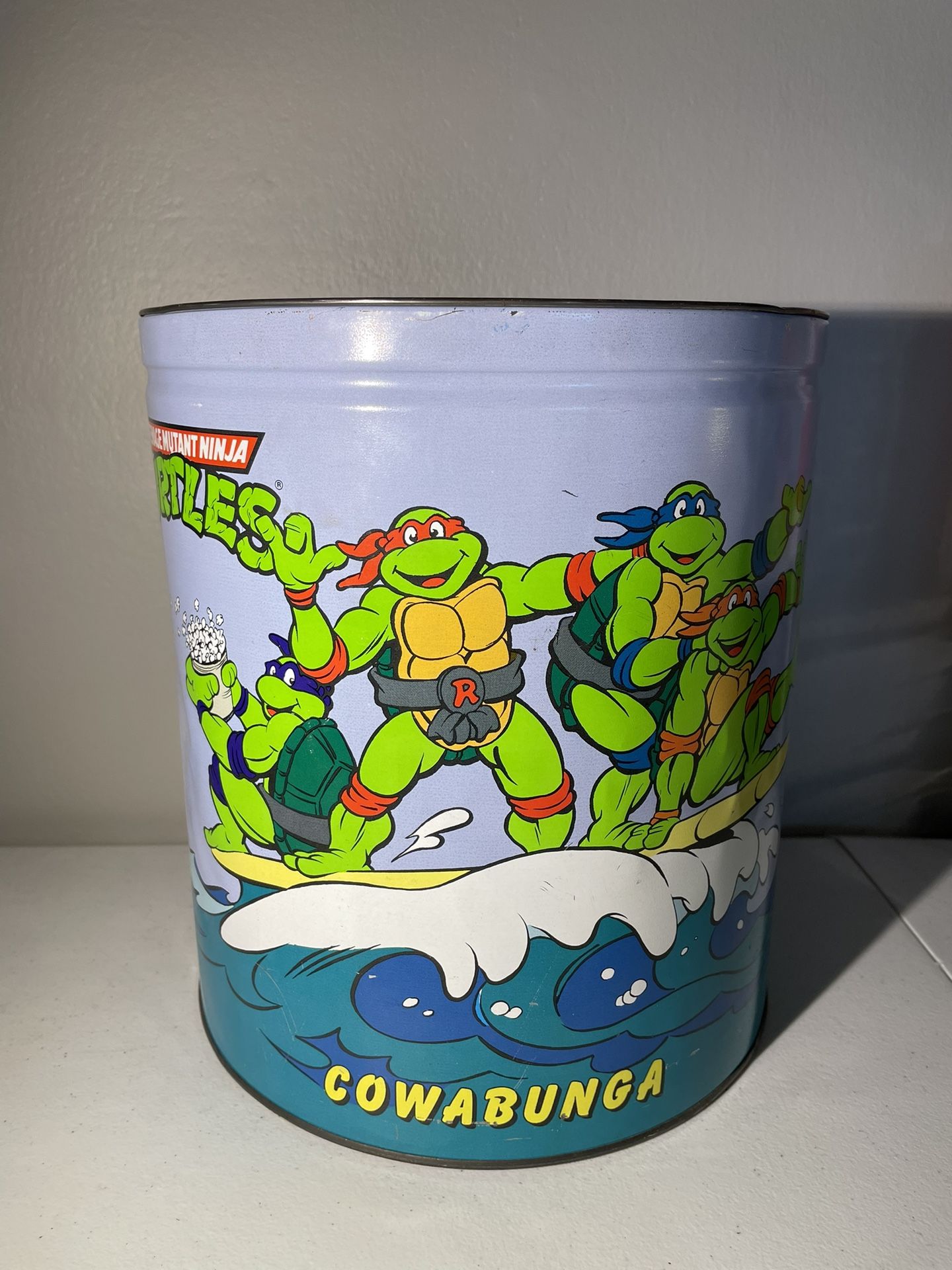 Rare Vintage Large 1990 Teenage Mutant Ninja Turtles Tin TMNT Mirage Studios