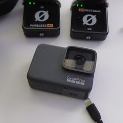 Bundle Deal (Wireless Me Mics And Gopro 7 Silver)