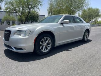 2019 Chrysler 300
