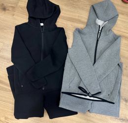 Kids GapFit Tech Hoodie & Jogger Sets – Size M
