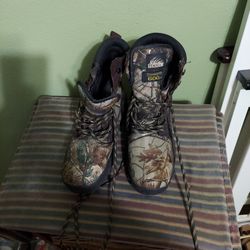 Camoe Hunting Boots