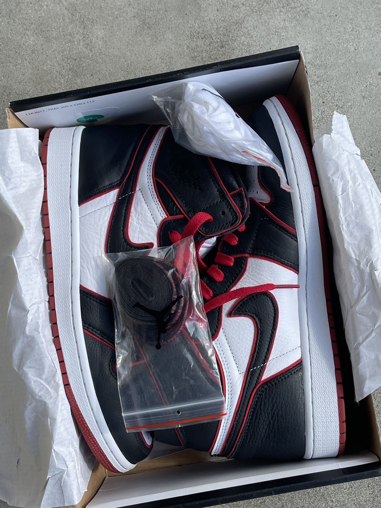 Jordan 1 Bloodline