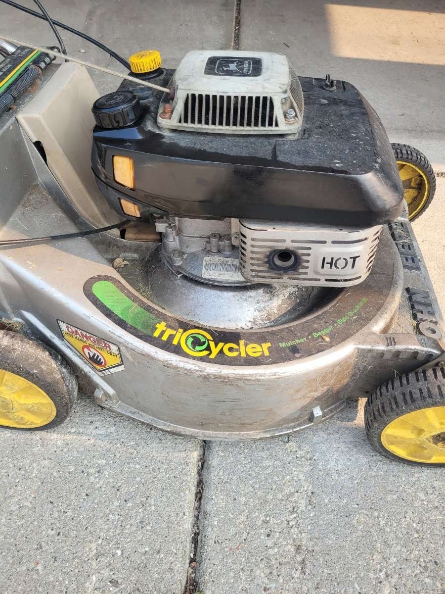 John Deere 14ST Lawnmower