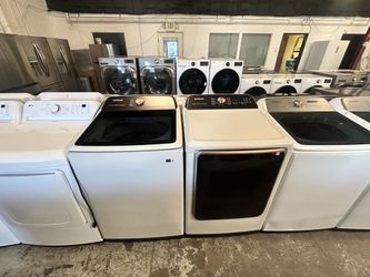 Samsung Top Load Washer and Gas Dryer Set