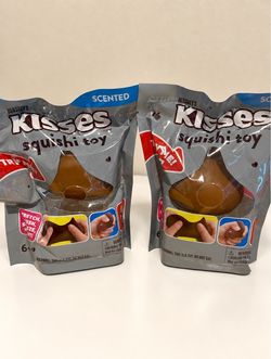 kiss squishy toy