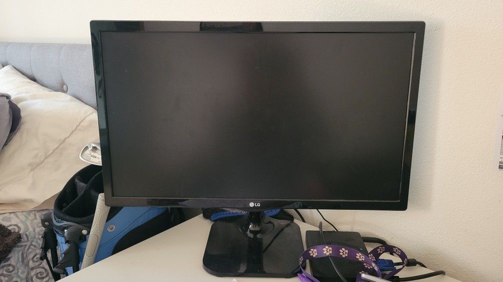 24" LG Monitor