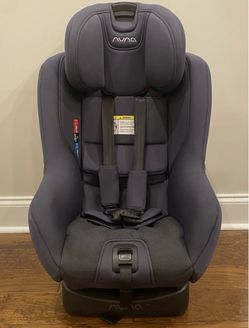 Nuna Rava Convertible Car seat