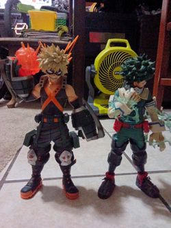 Japanese cartoon figurines (2) EX CONDITION