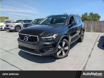 2021 Volvo XC40