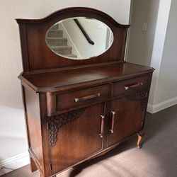 Vintage Wood Buffet Cabinet with Mirror – Ornate Details & Storage, Queen Anne Style