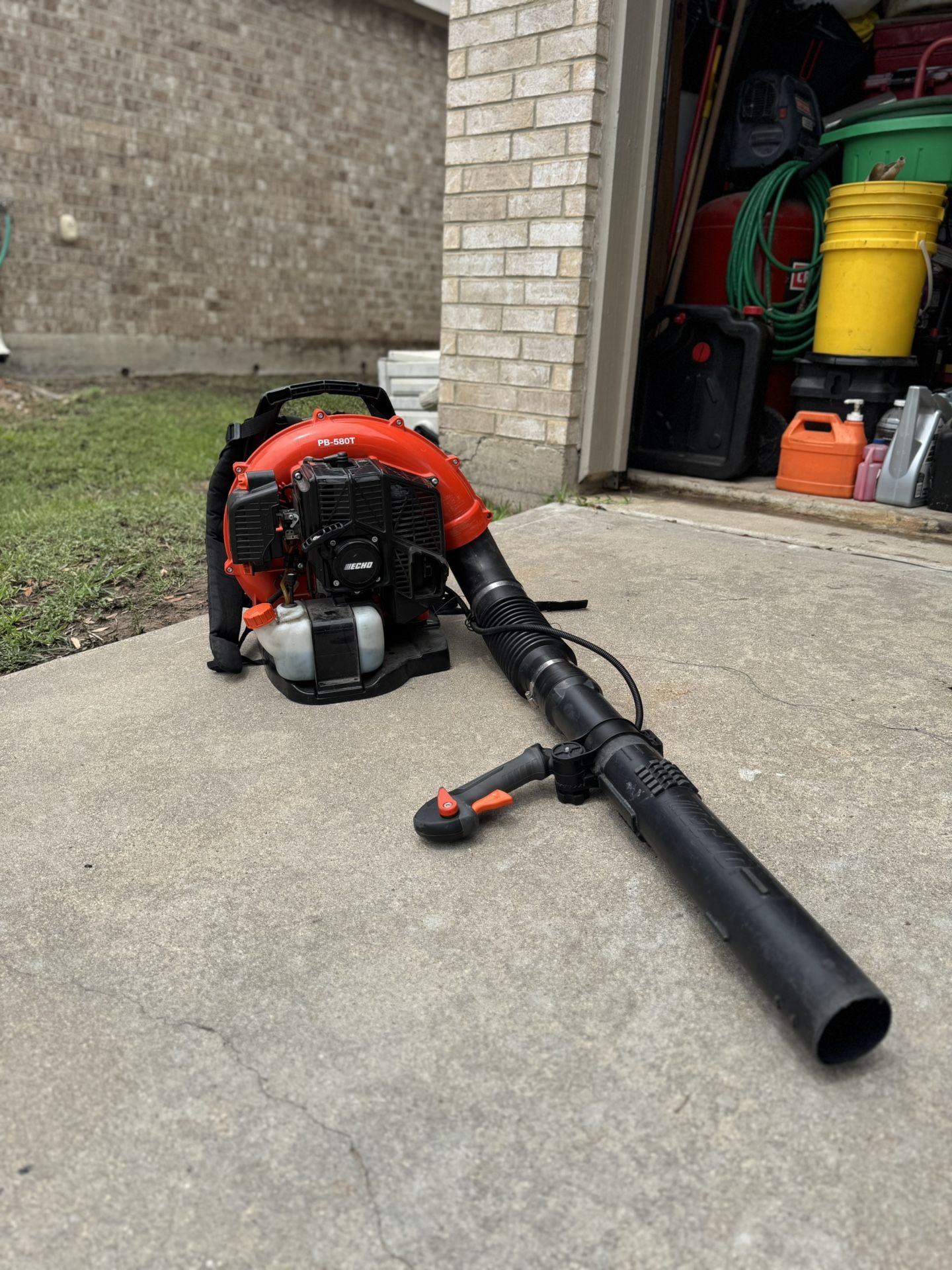 Echo PB-580T Backpack Leaf Blower Tube Mount 58.2cc