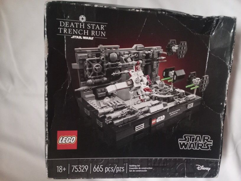 Rare LEGO Star Wars Death Star*Trench Run*