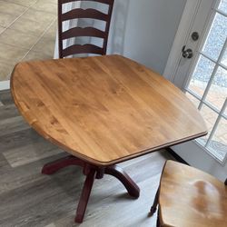 Breakfast Table With Leaves