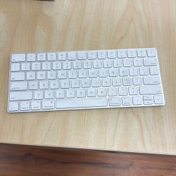 Apple Magic Keyboard 