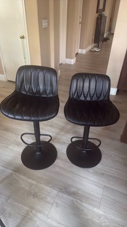 Set of 2 Black Adjustable Bar Stools