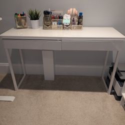 IKEA BESTÅ Burs Desk, High Gloss White