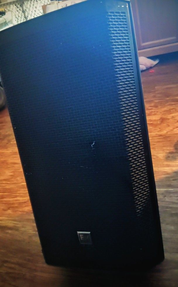 Electro Voice ZLX 12P Subwoofer