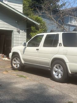 2003 Nissan Pathfinder