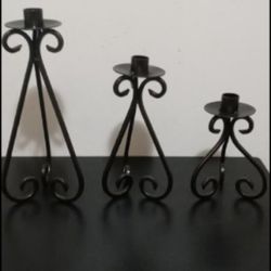 Wrought Iron Candle Holder Set Pickup Between 2:00-10:45 Pm Rainbow/Charleston Cash Only Read Description 