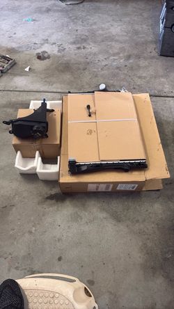 2010 BMW 328i Radiator and reservoir tank.