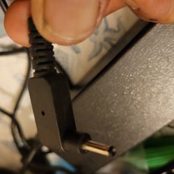 ACER. OR. LENOVO. LAP TOP CHARGER  19 V 3.42 A