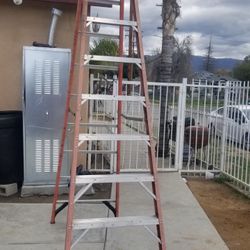 10 Ft Ladder Fiberglass Used 