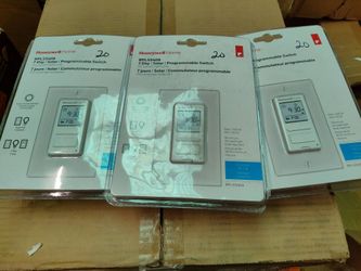 Lot of 3 honeywell 7 day Programmable Timer Switches (price is for all 3)