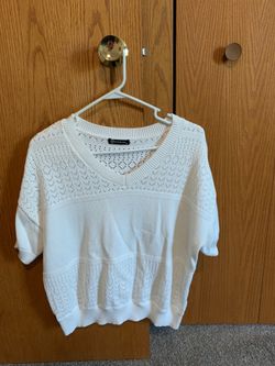Ladies short sleeved sweater