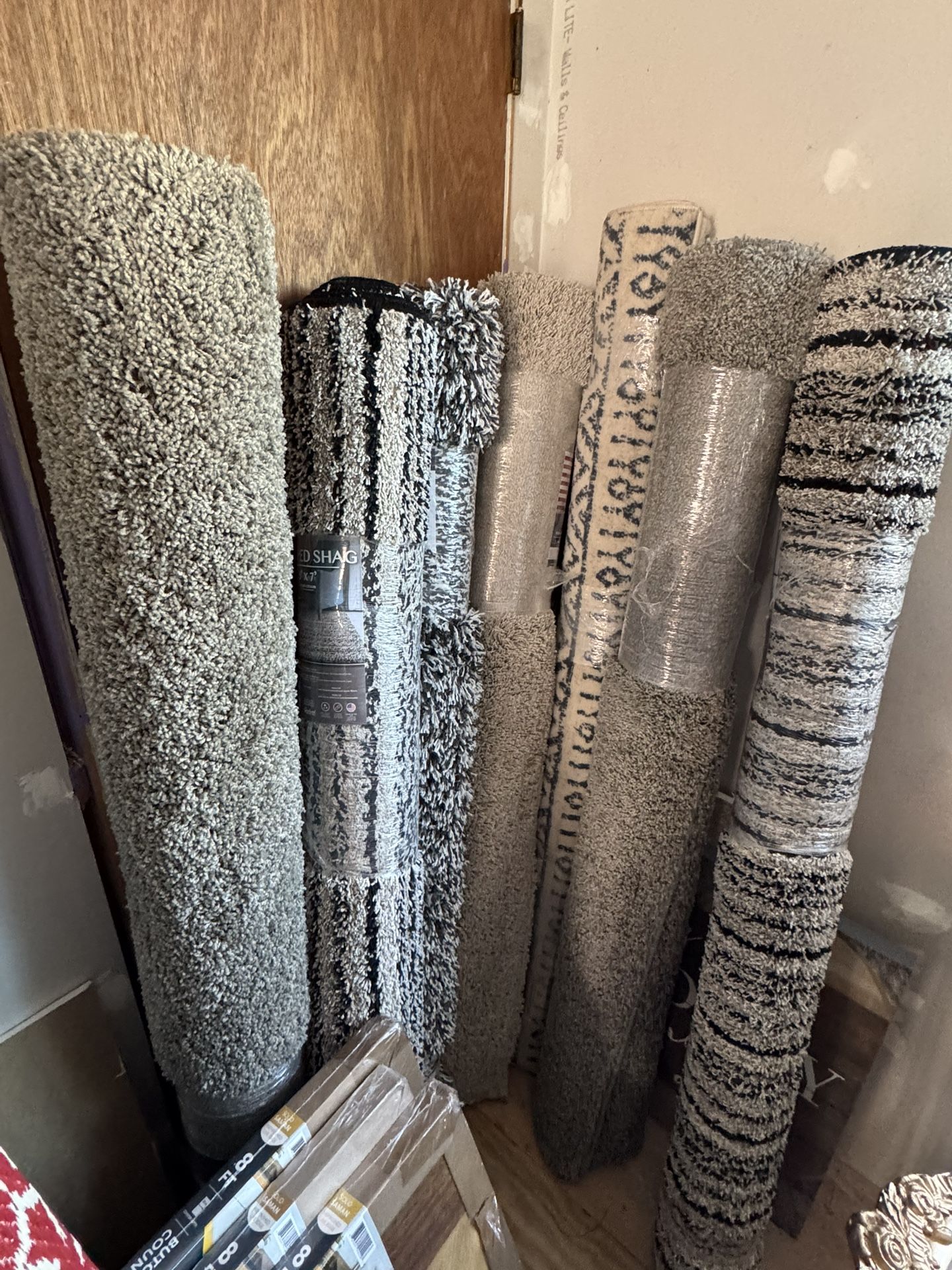 NEW Carpets 5x7’ And Each Is $50