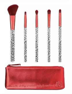 Disney Villains Cruela Cosmetic Bag & 5 Brush Set For Makeup -