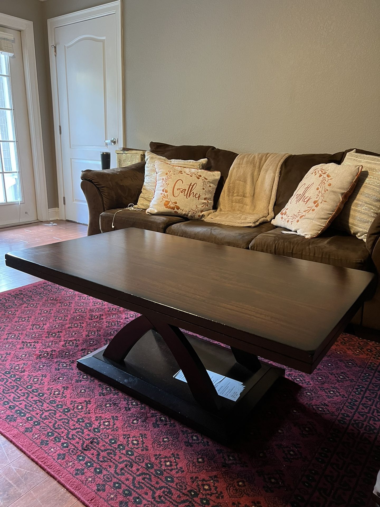 Solid Wood New Wooden Coffee Table