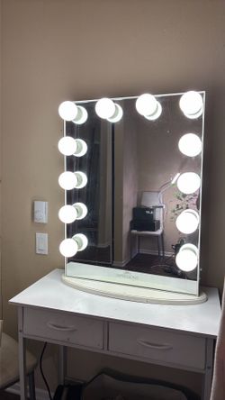 Large Impressions Hollywood Vanity Mirror