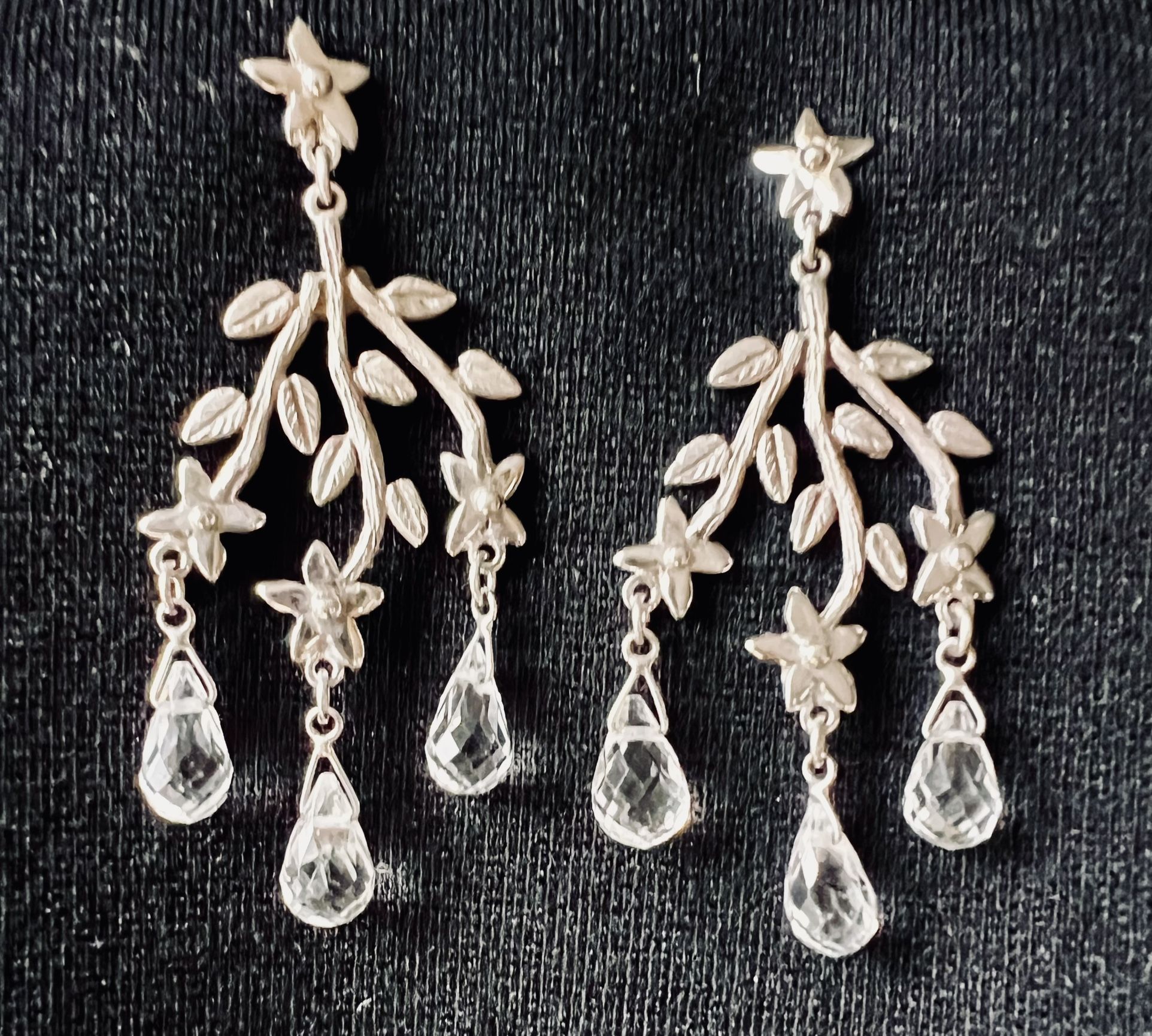 14K SOLID WHITE GOLD (not Gold Plated)  Victoria Cunningham Jewelry Earrings 
