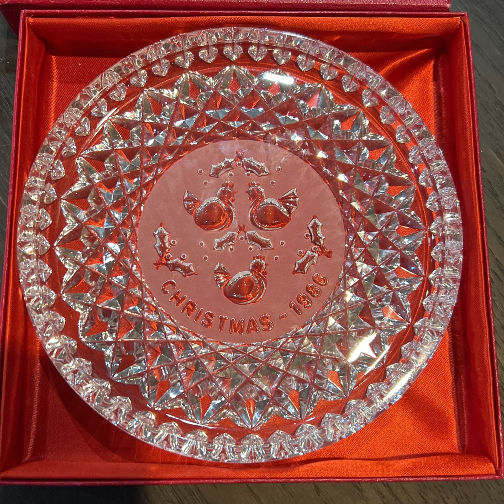 Waterford crystal Christmas plate, 1986