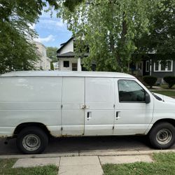 2008 Ford E-350