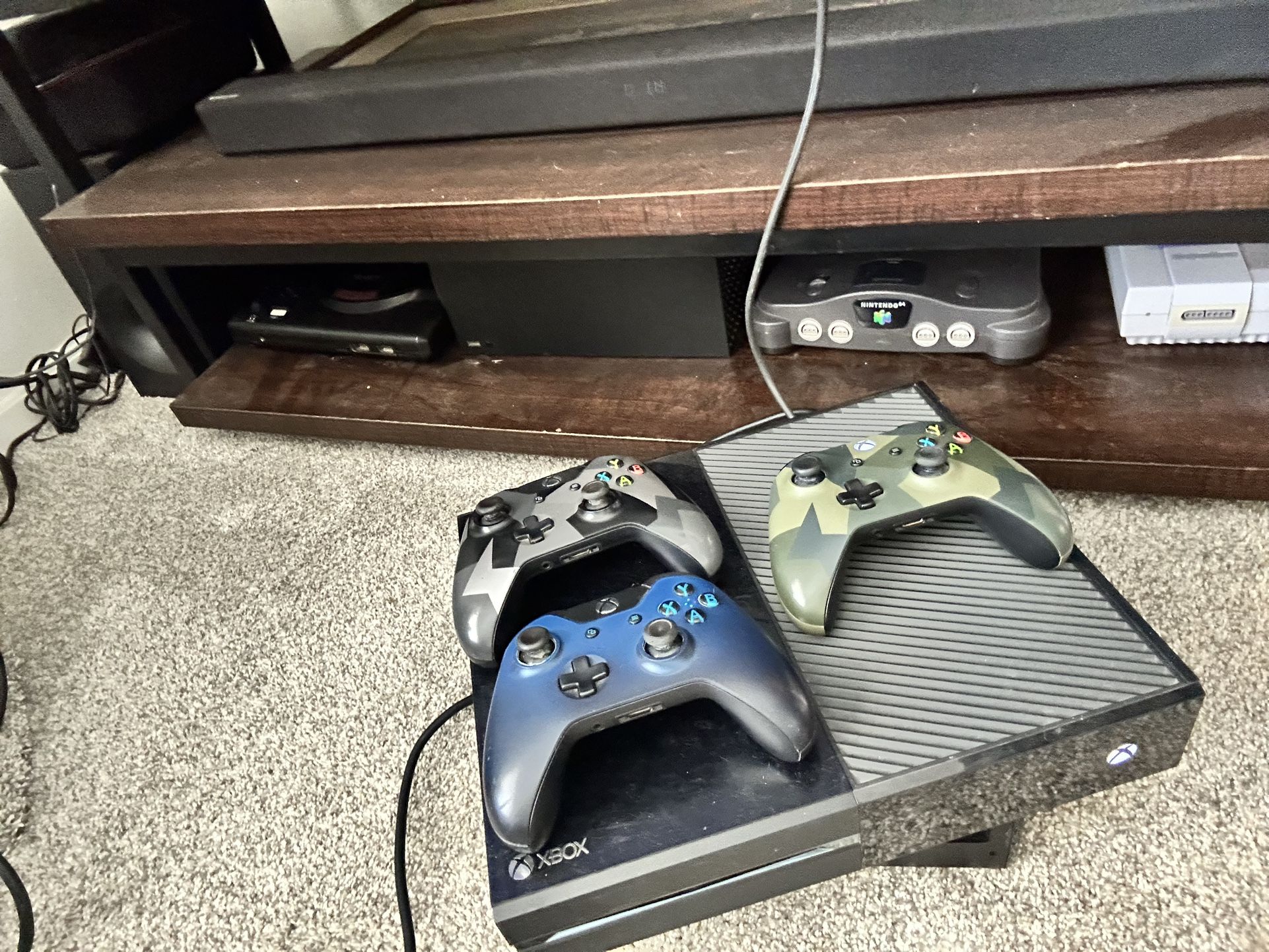 Xbox One With 3 Controllers