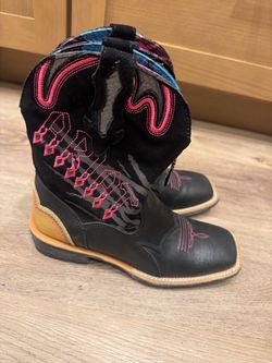 Ariat Cowgirl boots