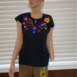 Blusa Bordada Amano